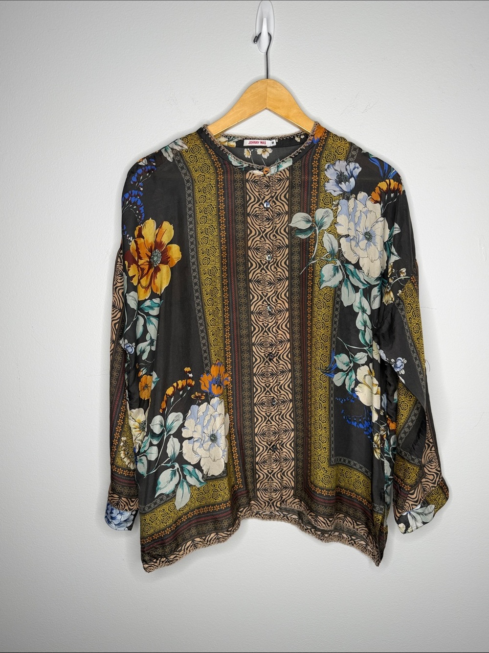 Johnny Was Golden Raquel Button Down Printed Silk Button Down Medium - Picture 4 of 8